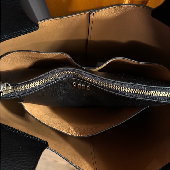 Hobo Black Leather Tote Bag - new condition - Picture 5 of 6